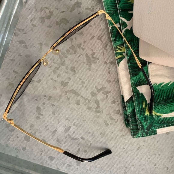 Michael Kors Adrianna shades - Picture 3 of 5